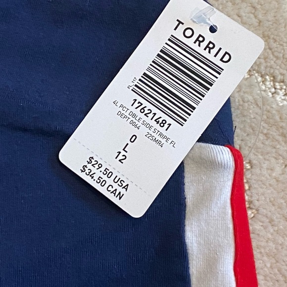 NWT TORRID NAVY RED STRIPE LEGGINGS SZ 12 - Picture 3 of 3